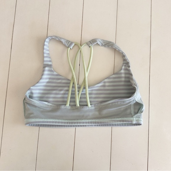 Lululemon Striped Free to Be Sports Bra - Picture 6 of 7